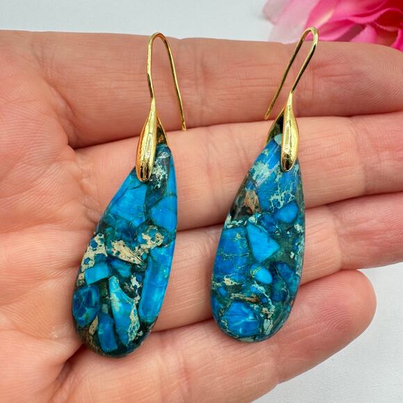 Blue Composite Stone Teardrop Earrings Gold Tone Ear Wire Vivid Modern - Picture 1 of 10